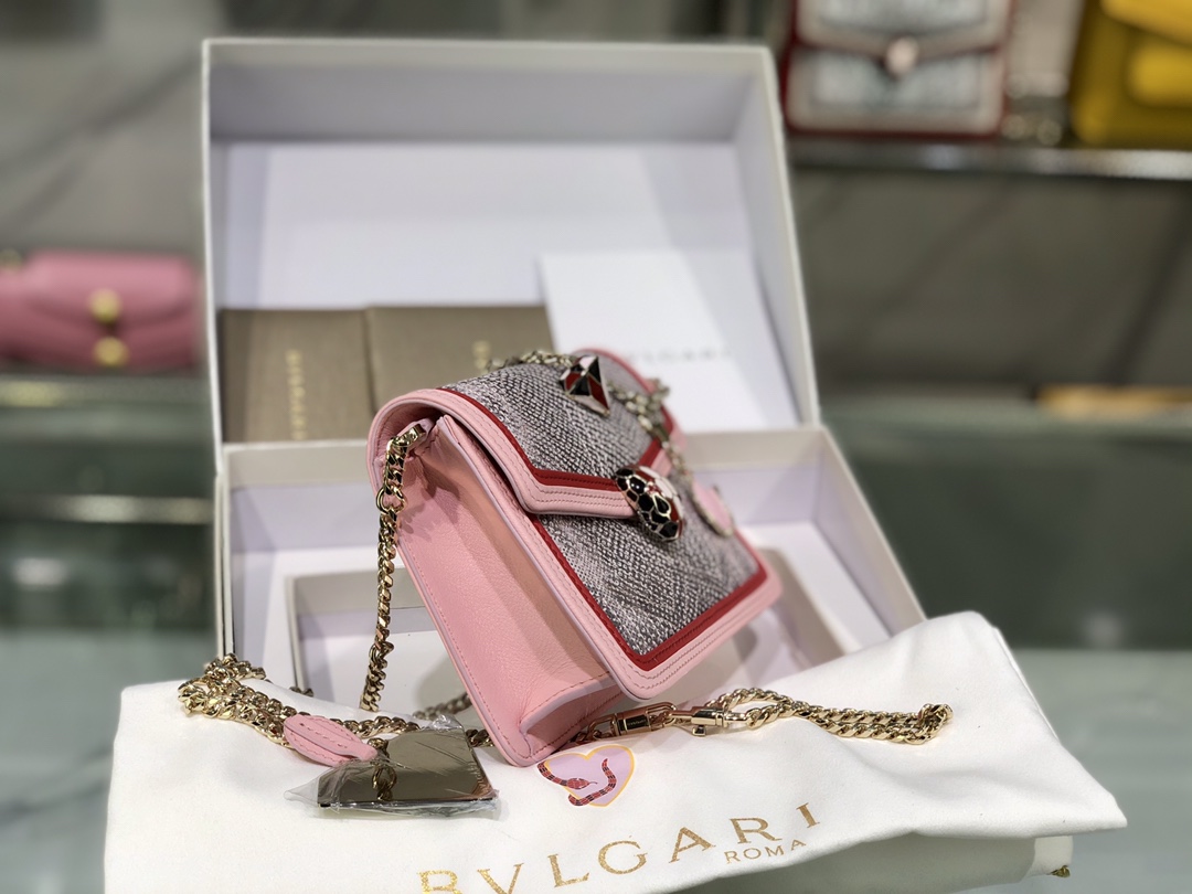 Handbags Bvlgari 288104 size:17.5*11*5 cm - vstockx