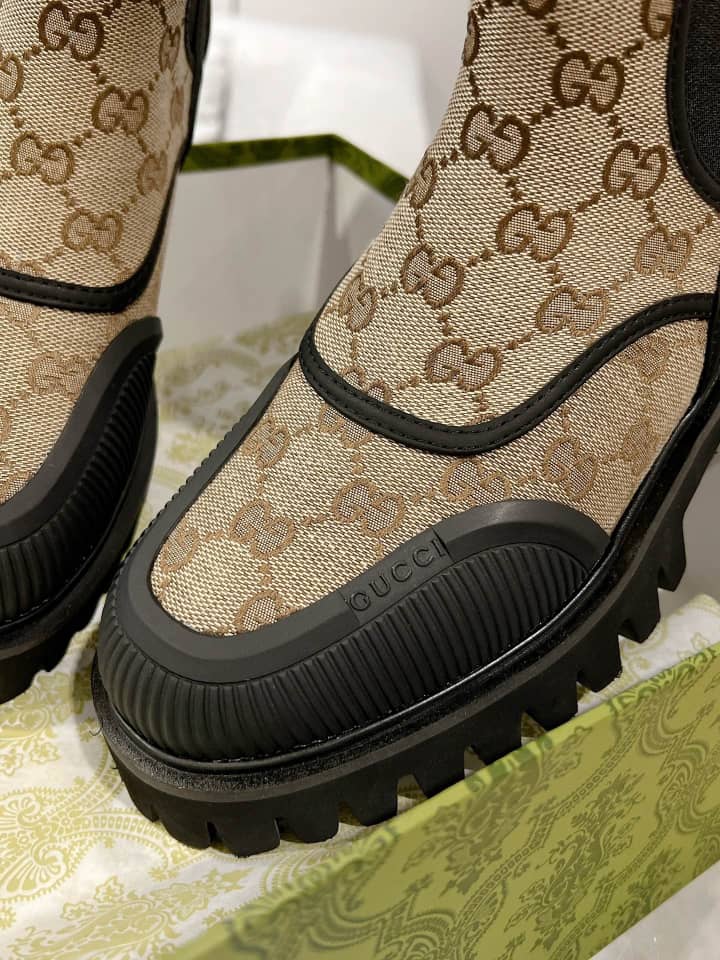 Gucci GG CANVAS ANKLE BOOT Beige and ebony Original GG canvas - vstockx