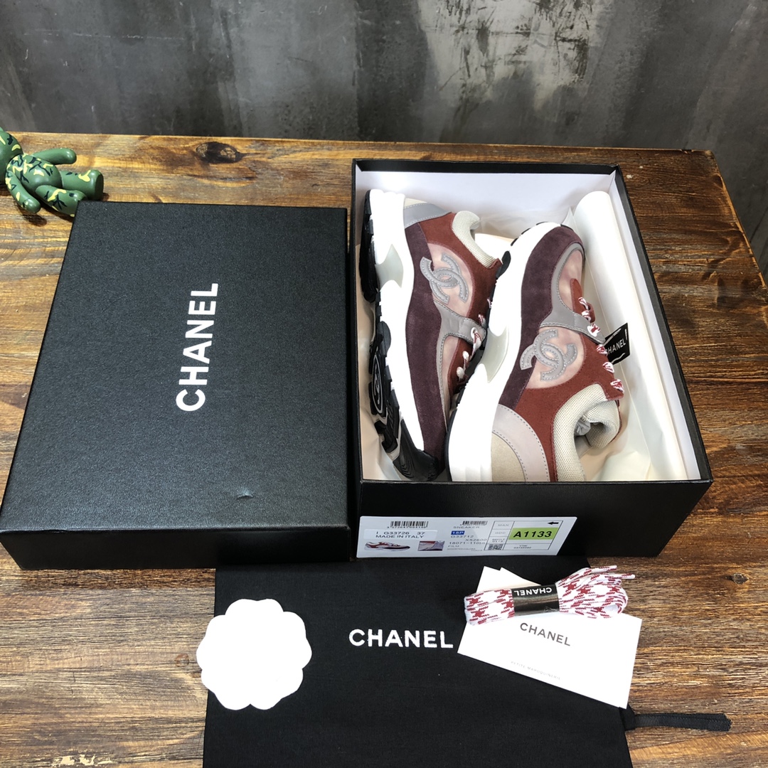 Chanel Fabric & Suede Calfskin Low Top Sneaker 43 - vstockx