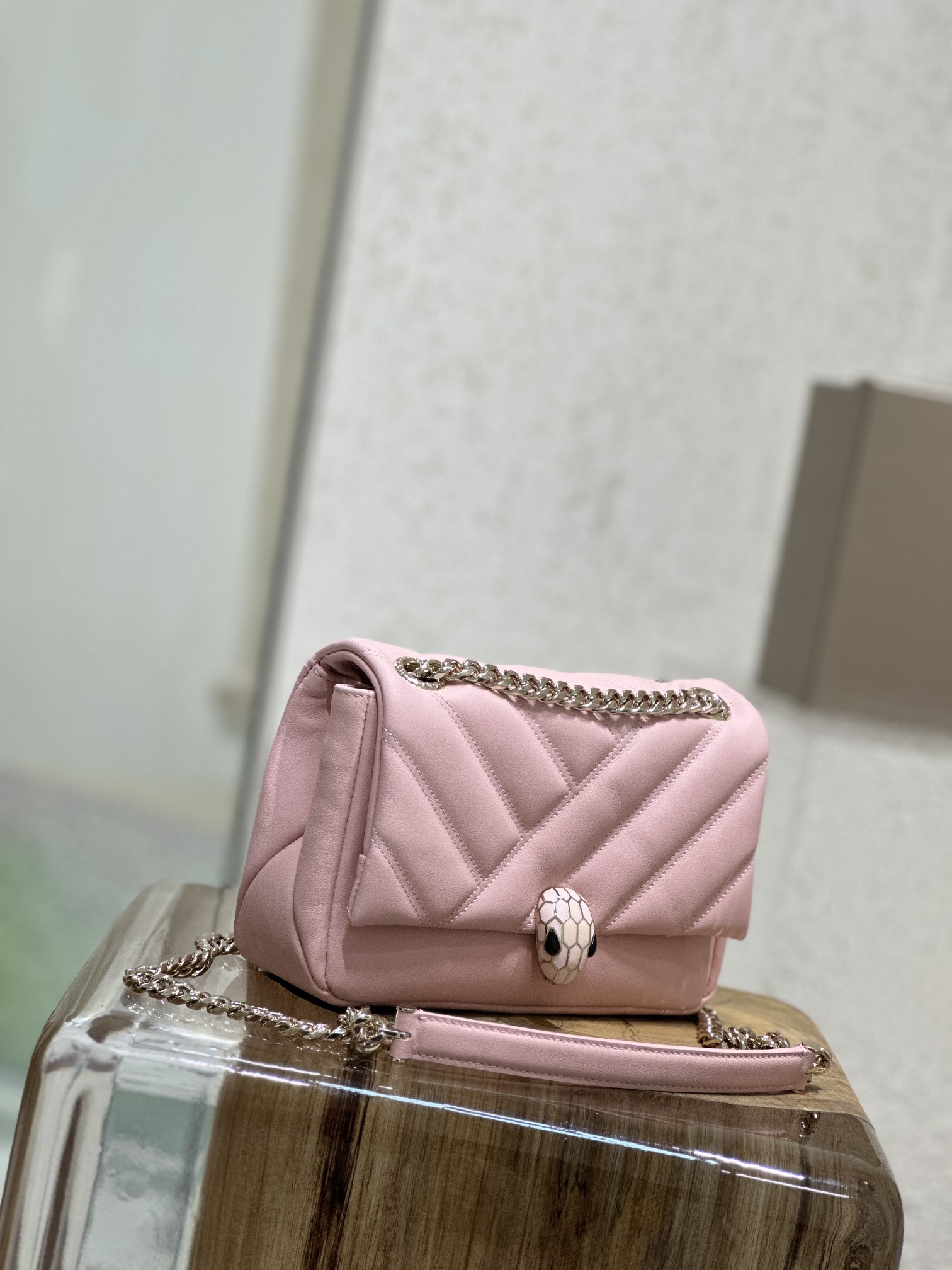 Handbags Bvlgari 287993 size:22.5*15*10 cm - vstockx