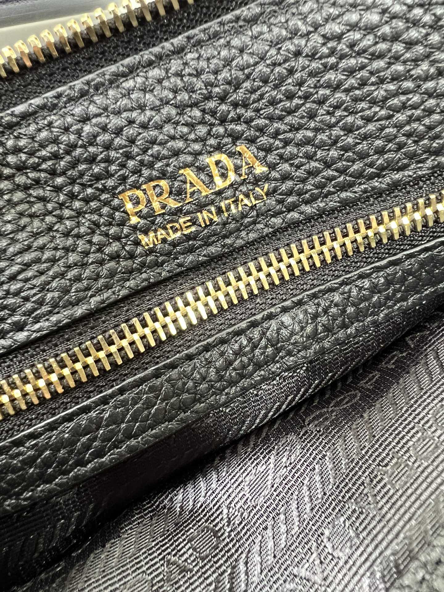 handbags prada 1BA111 24*19*12 - vstockx