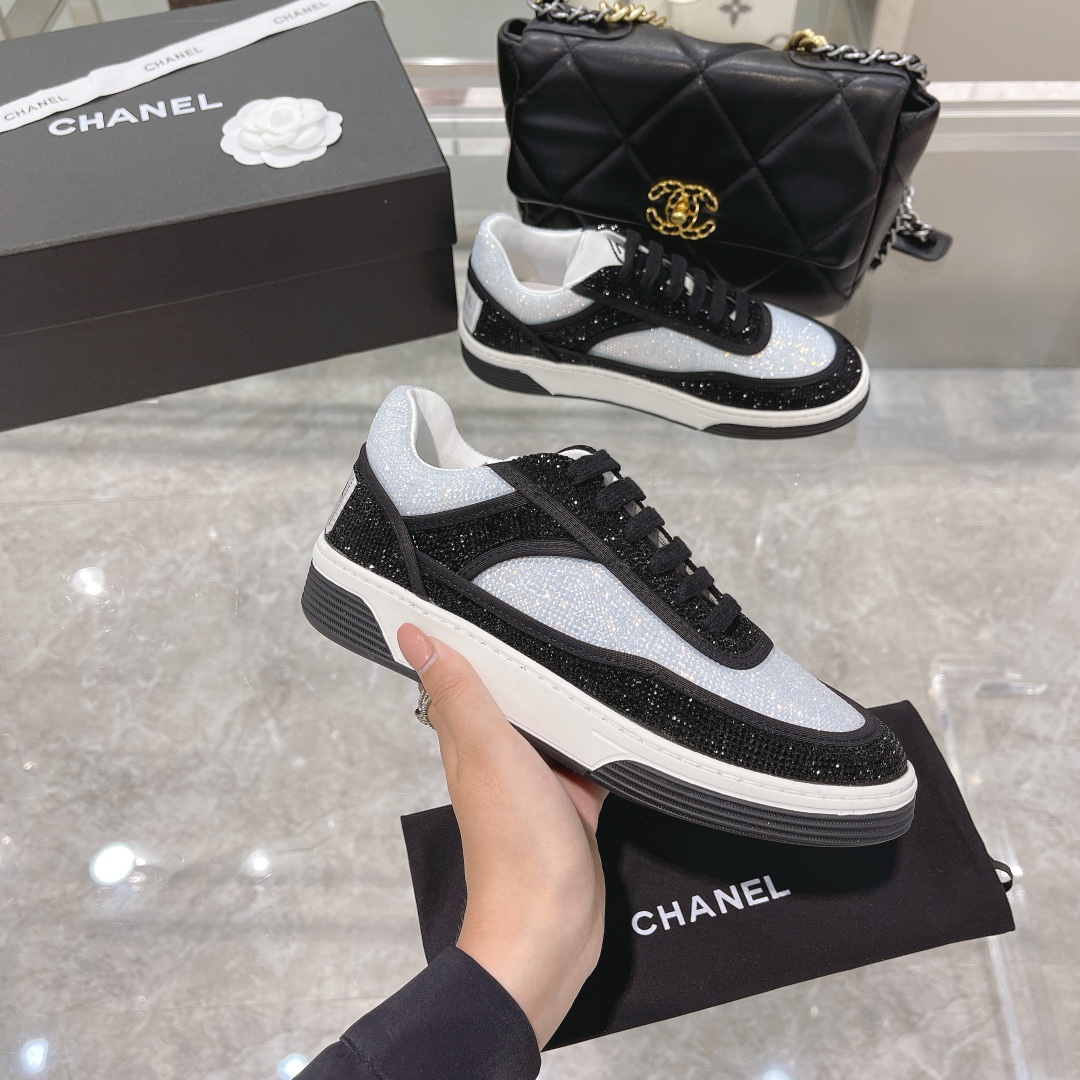Chanel Low Top Sneaker 49 - vstockx