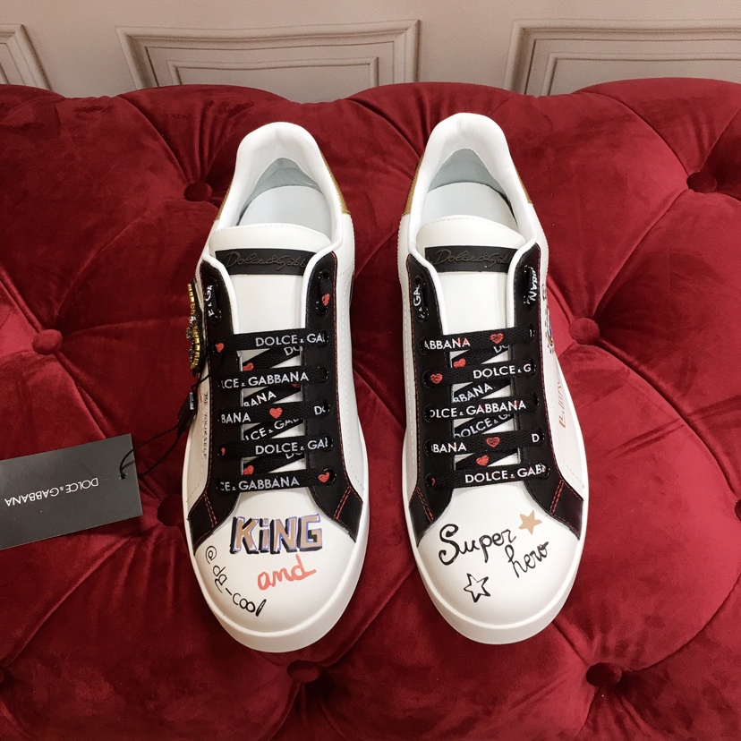 Dolce & Gabbana Low Tops Sneakers 139 - vstockx