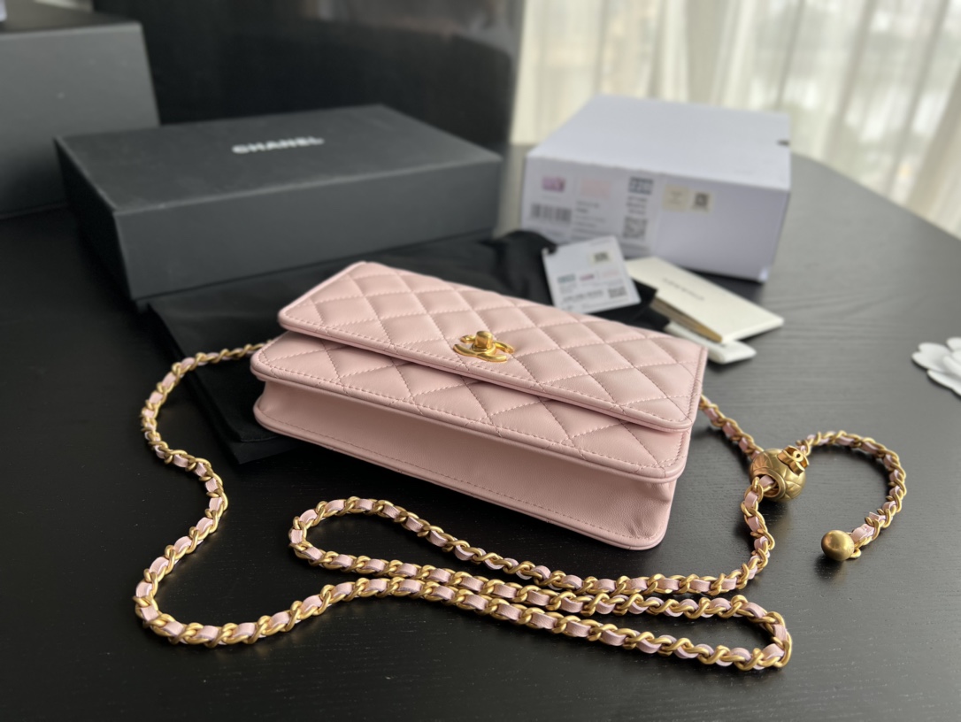 Handbag Chanel AP1450 size 19 cm - vstockx
