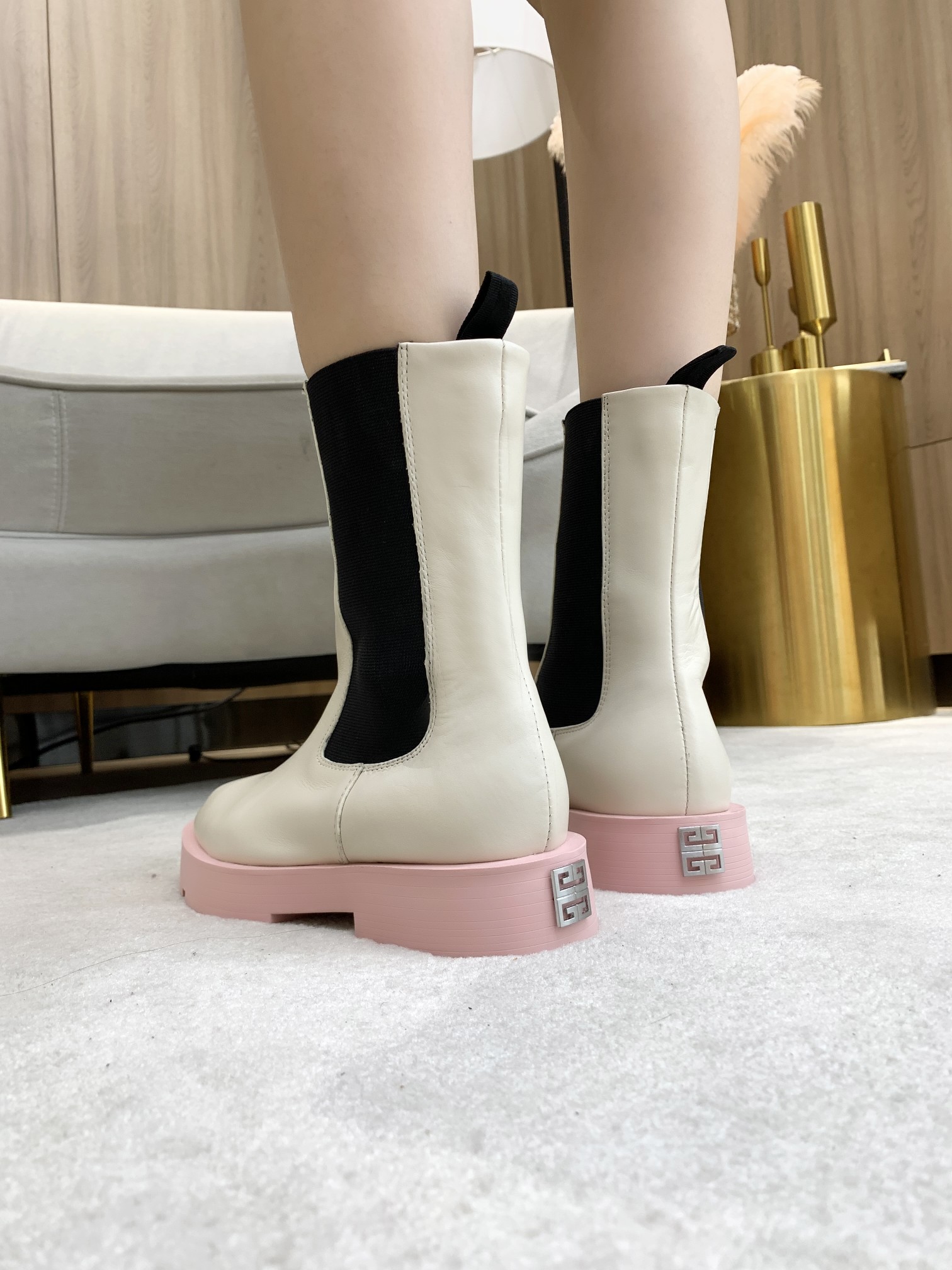Givenchy Boots 24 - vstockx