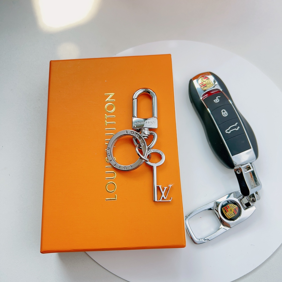 Jewelry Louis Vuitton 386 - vstockx