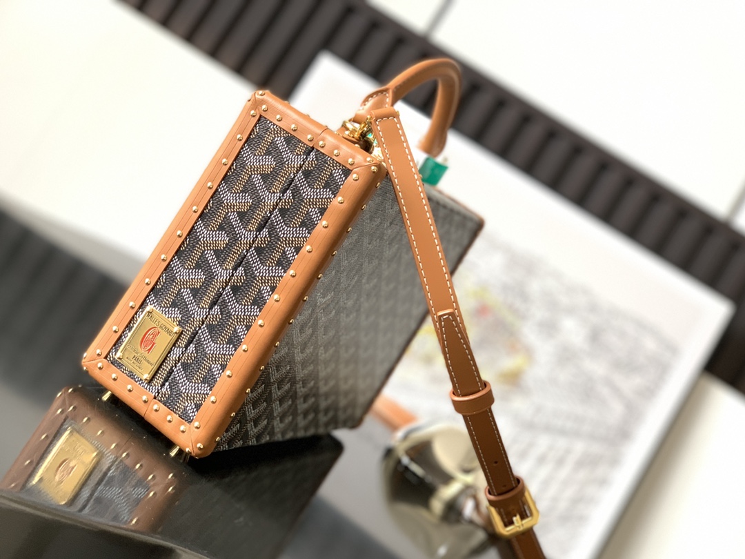 Handbags Goyard Grand Htel 8018 size:17*7.7*24.5 cm - vstockx
