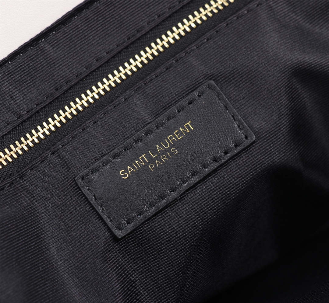 Handbags SAINT LAURENT 698651 size 27x13x8 cm - vstockx