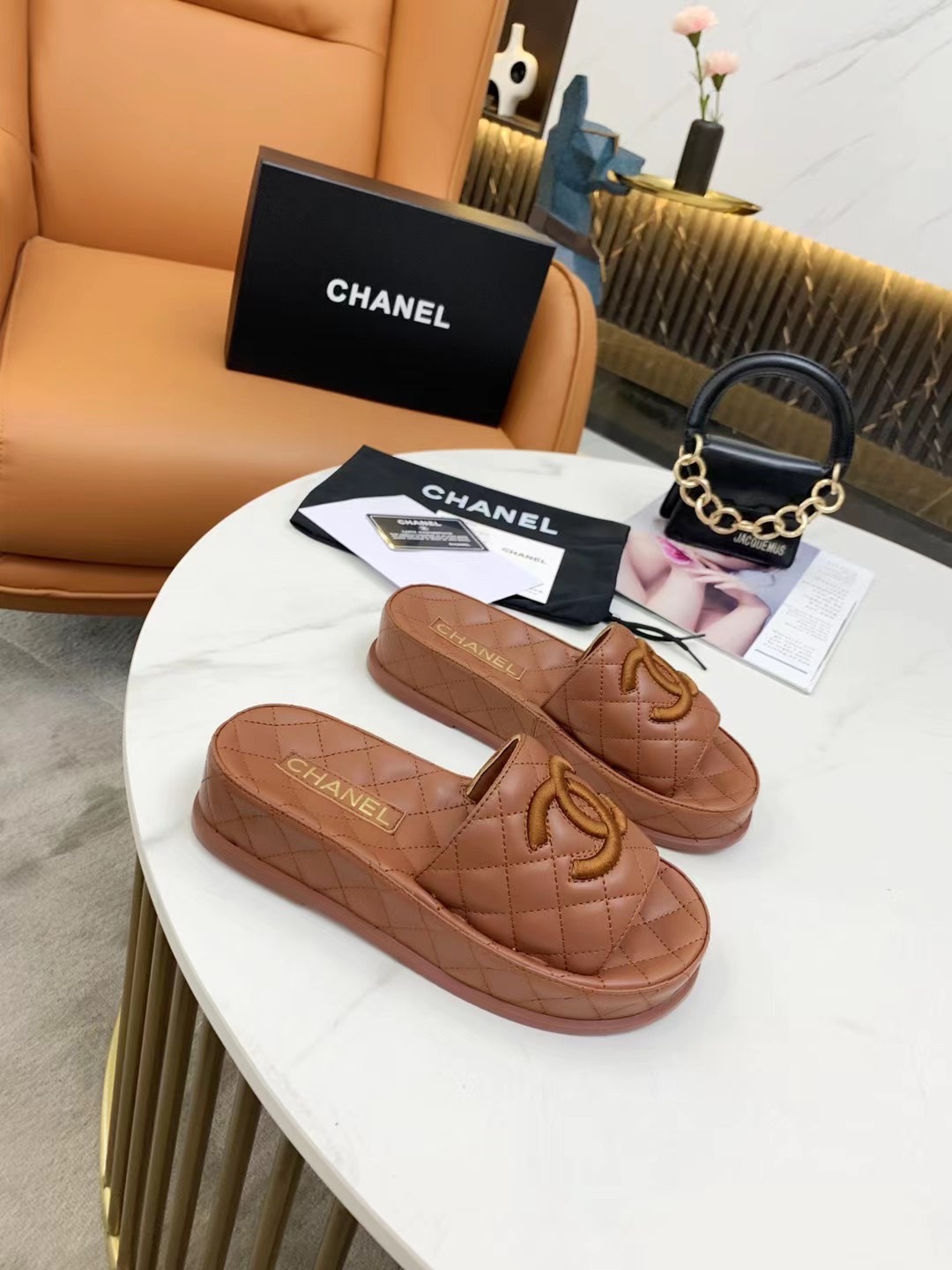 Chanel Slides 6 - vstockx