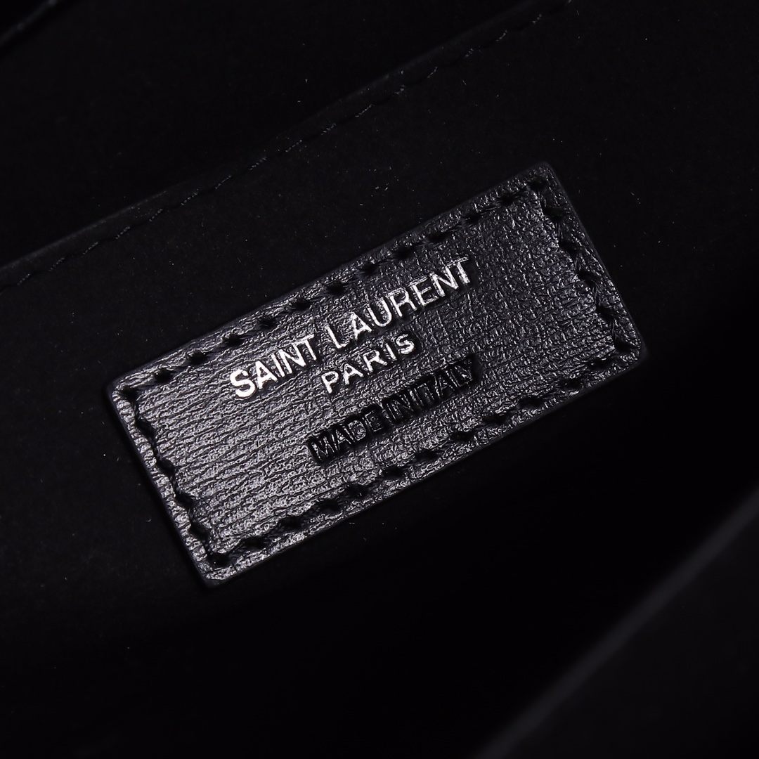 Handbags SAINT LAURENT 442906 size 22x8x16 cm - vstockx