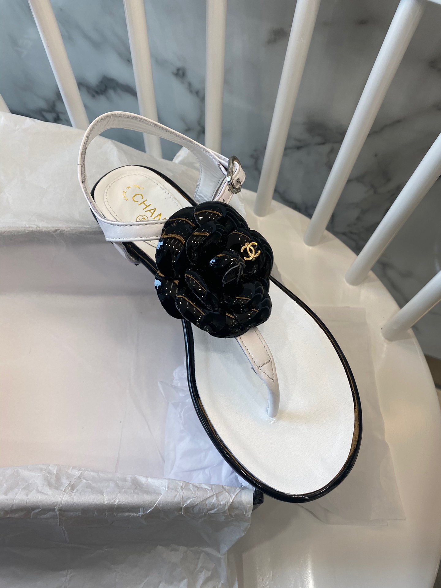 Chanel Slides 33 - vstockx