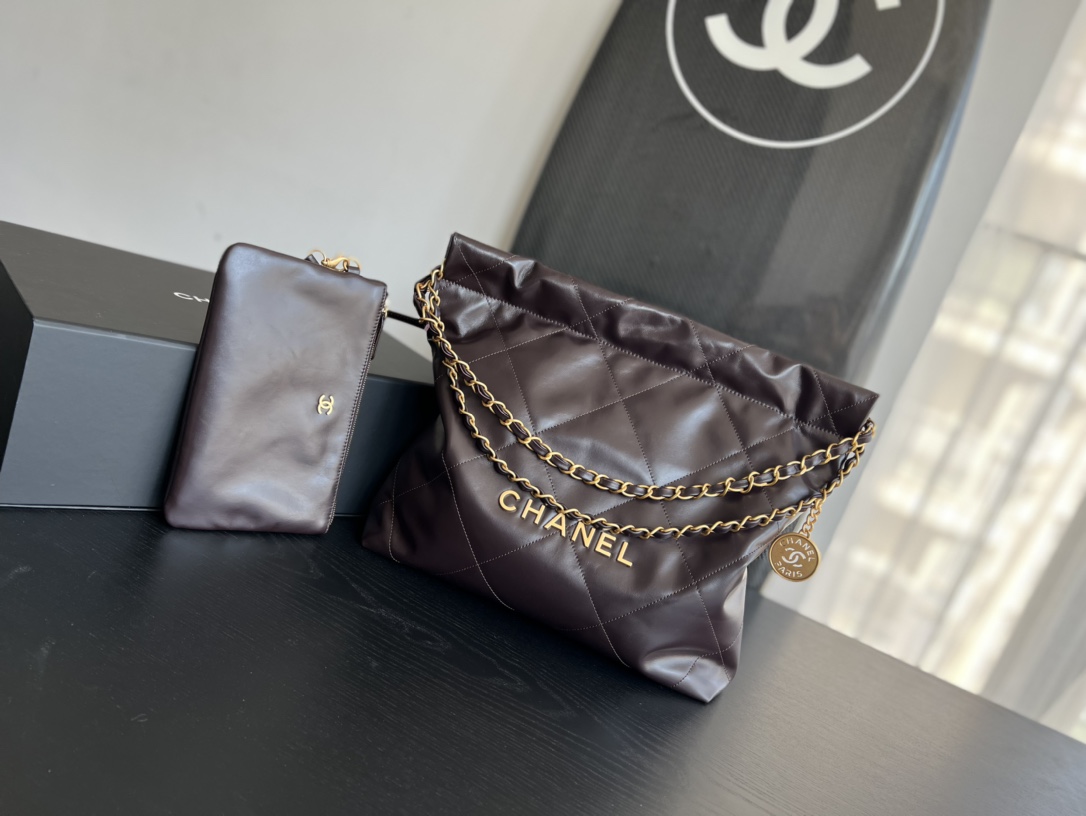 Handbag Chanel size 35cmx37cmx7 cm - vstockx