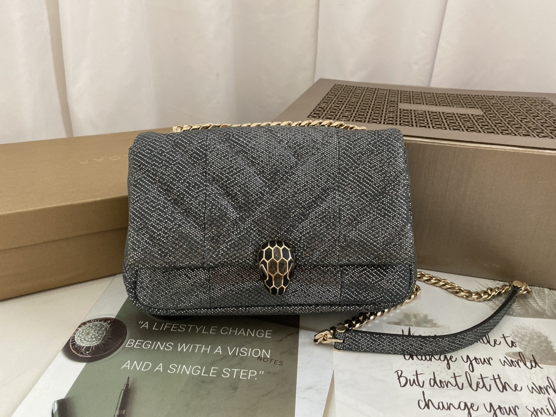 Handbags Bvlgari 28799391200 size:22.5*15*10 cm - vstockx
