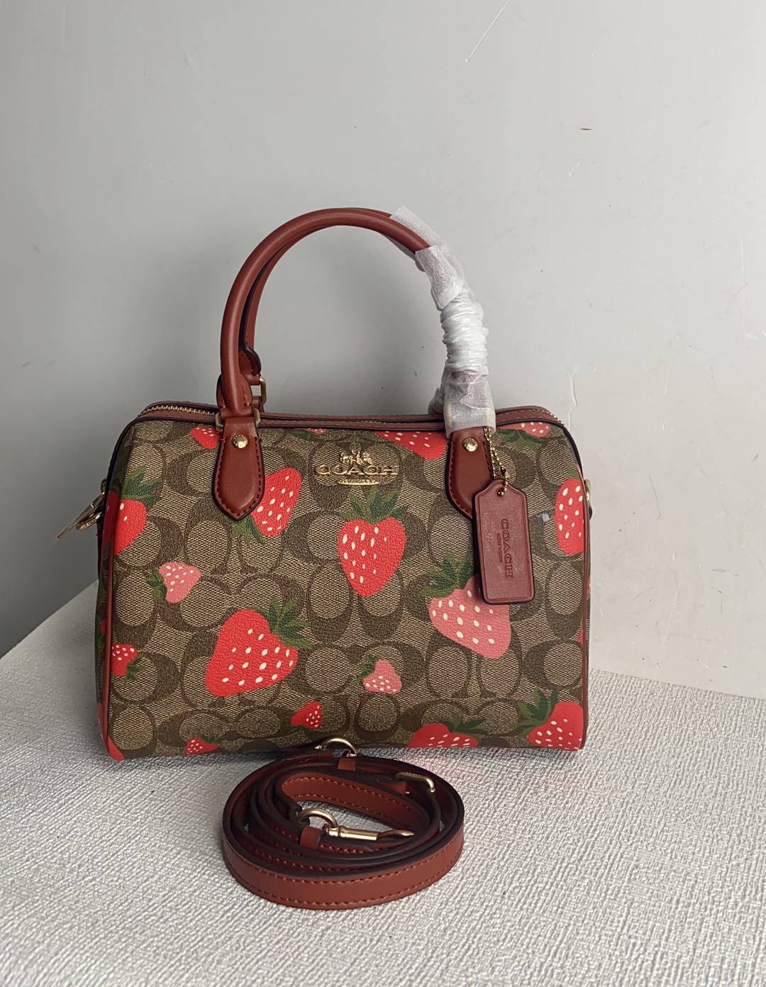 Handbags Coach CH511 size:24*18*10 - vstockx