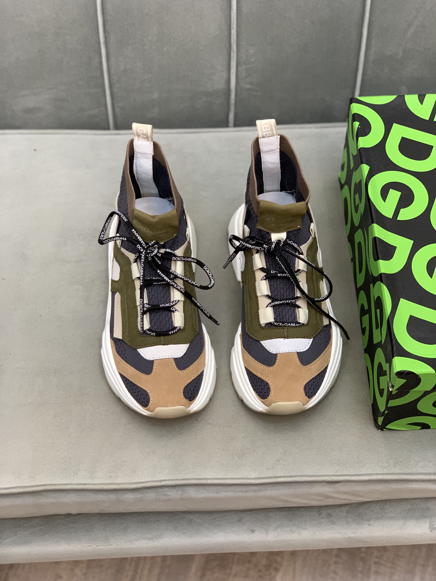 Dolce & Gabbana High-Tops chunky sneakers 1 - vstockx