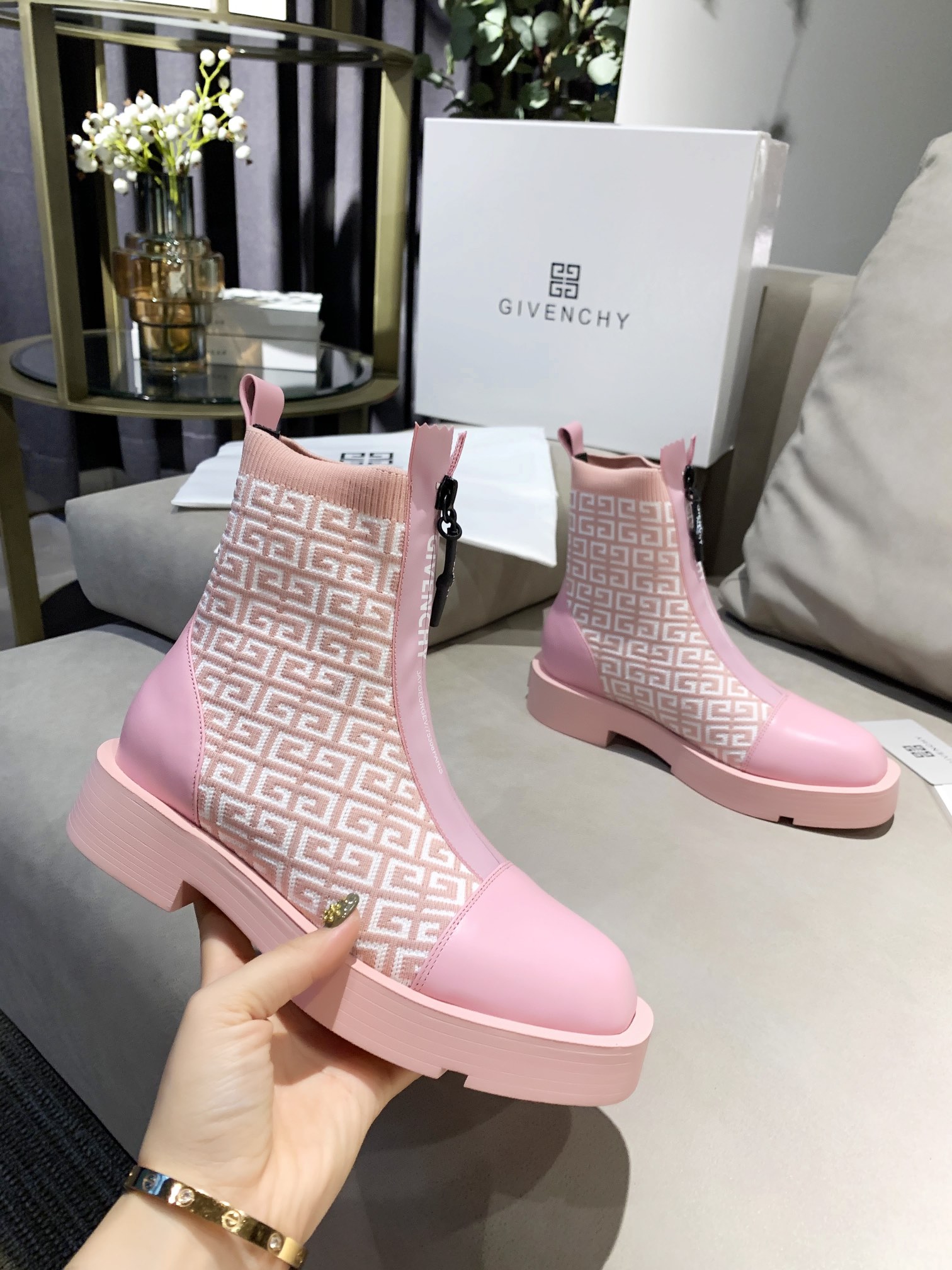 Givenchy Boots 15 - vstockx
