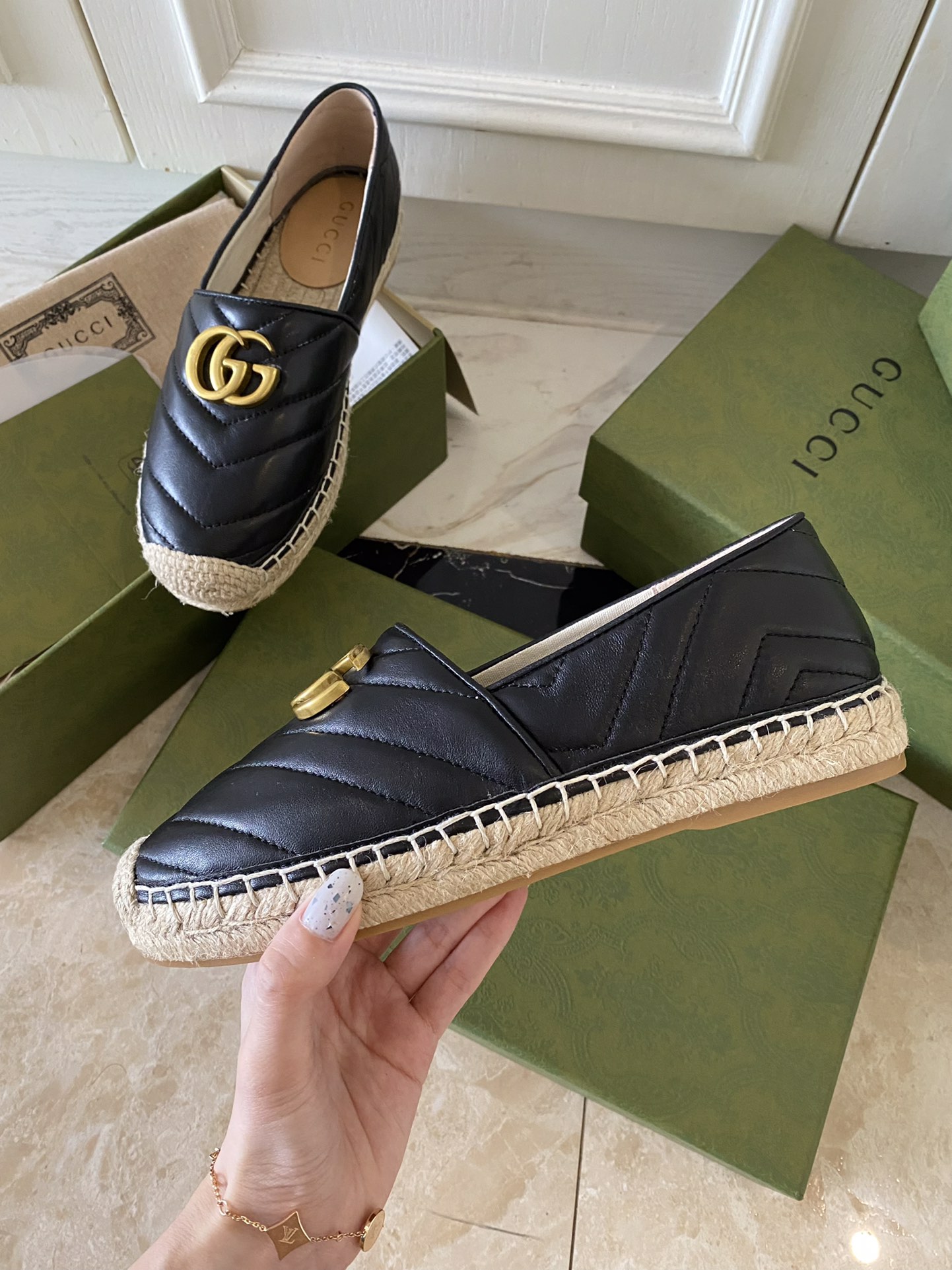 Gucci Leather espadrille with Double G WOMEN 2 - vstockx