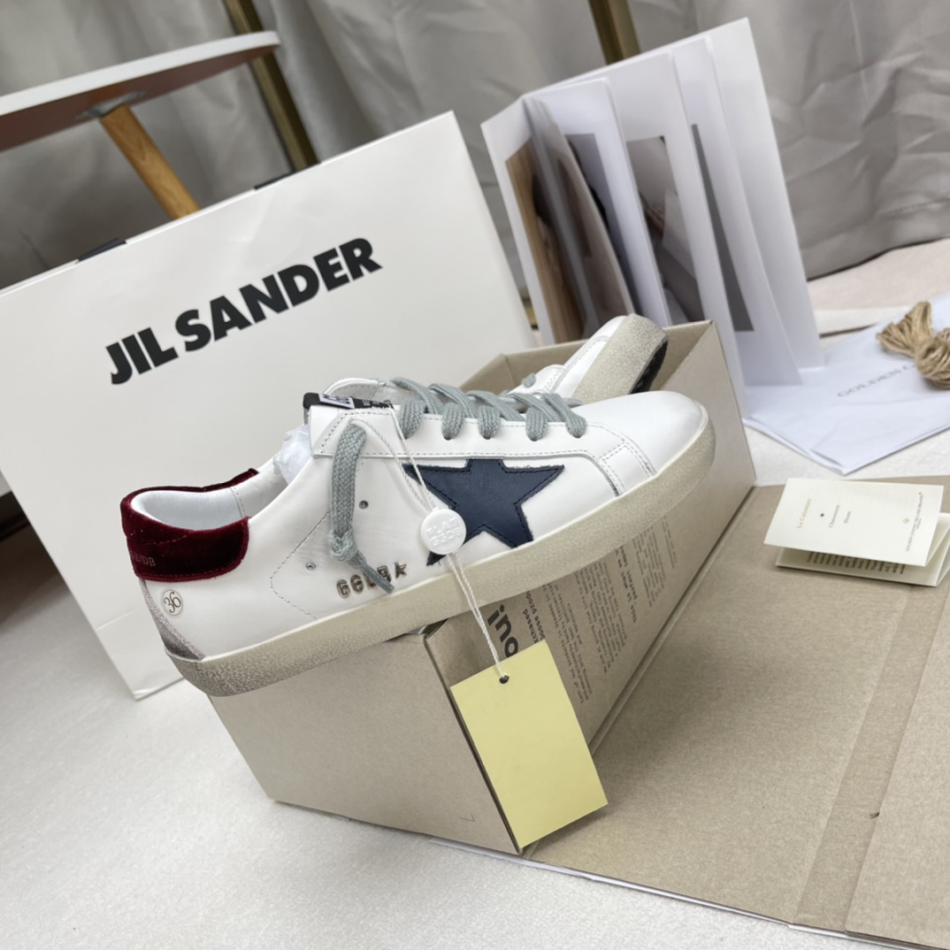 Golden Goose Superstar distressed-finish sneakers 32 - vstockx