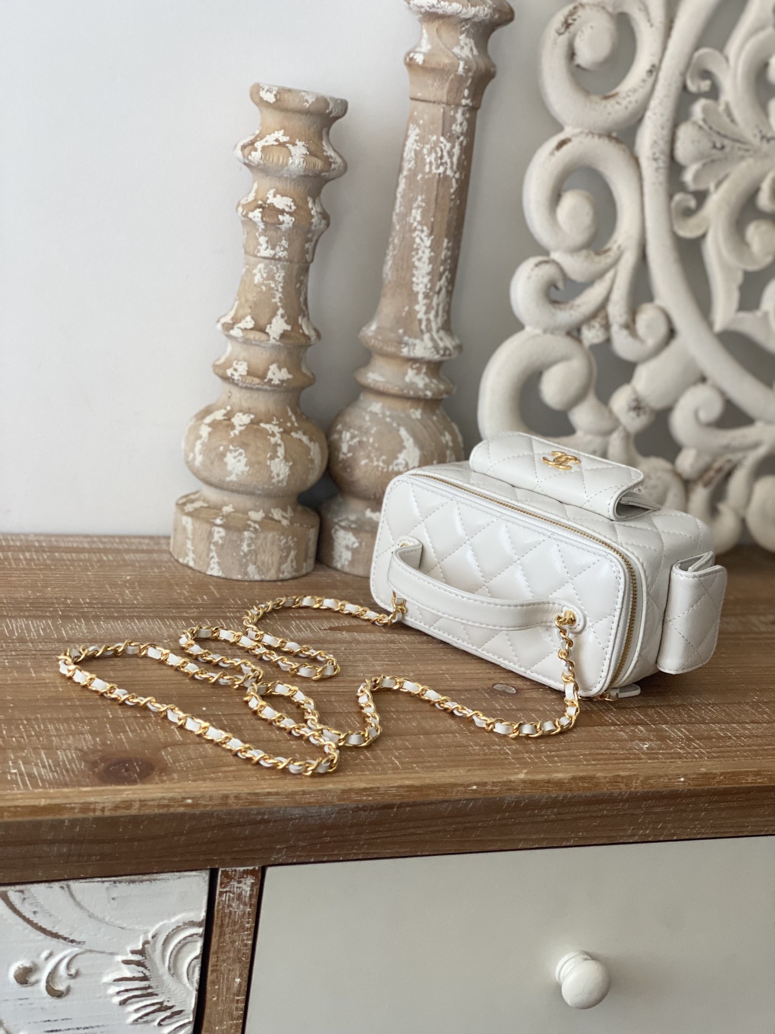 Handbag Chanel 68112 size 10*17*8.5 cm - vstockx