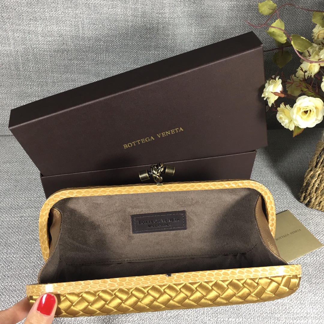 handbags Bottega Veneta 8651 size:25*9.5*4cm - vstockx
