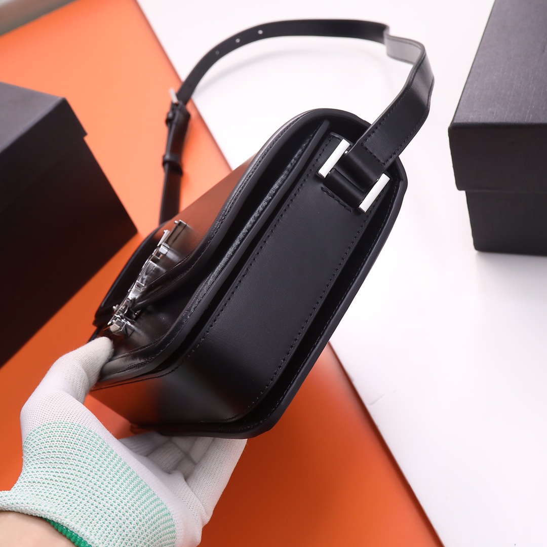 Handbags SAINT LAURENT 634305 size 23x16x6 cm - vstockx