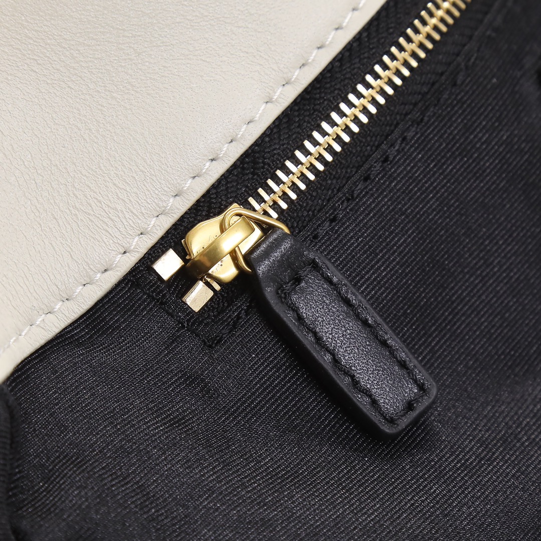 Handbags SAINT LAURENT 620333 size 23  15.5  8.5 cm - vstockx