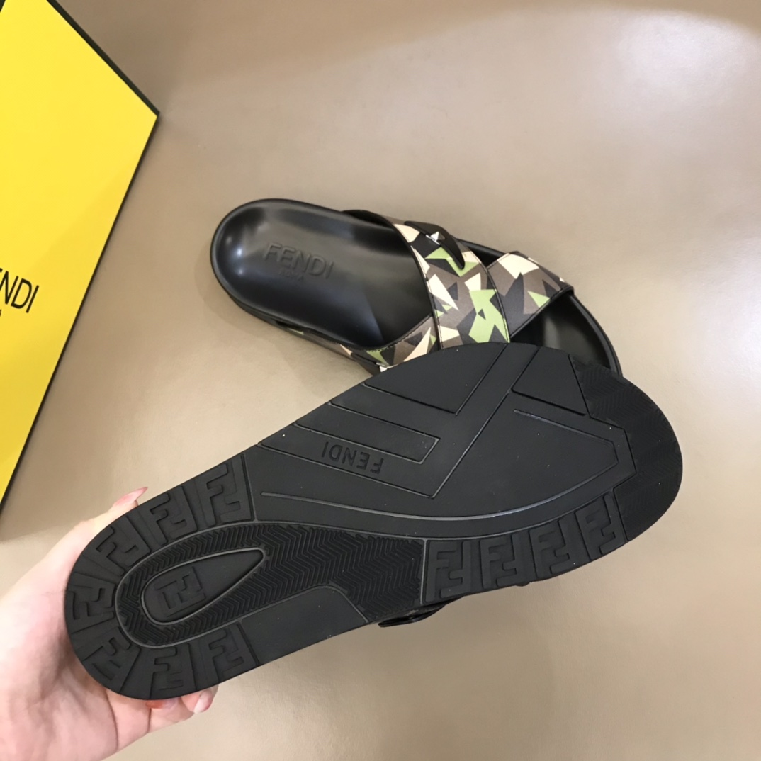 Fendi Slides 20 - vstockx