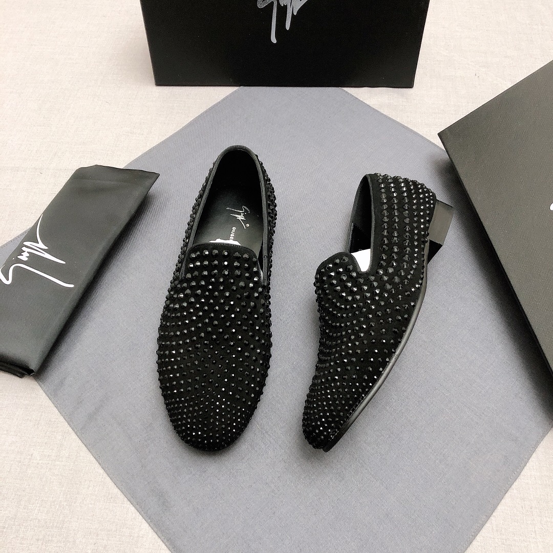 Giuseppe Zanotti Slip-on 8 - vstockx