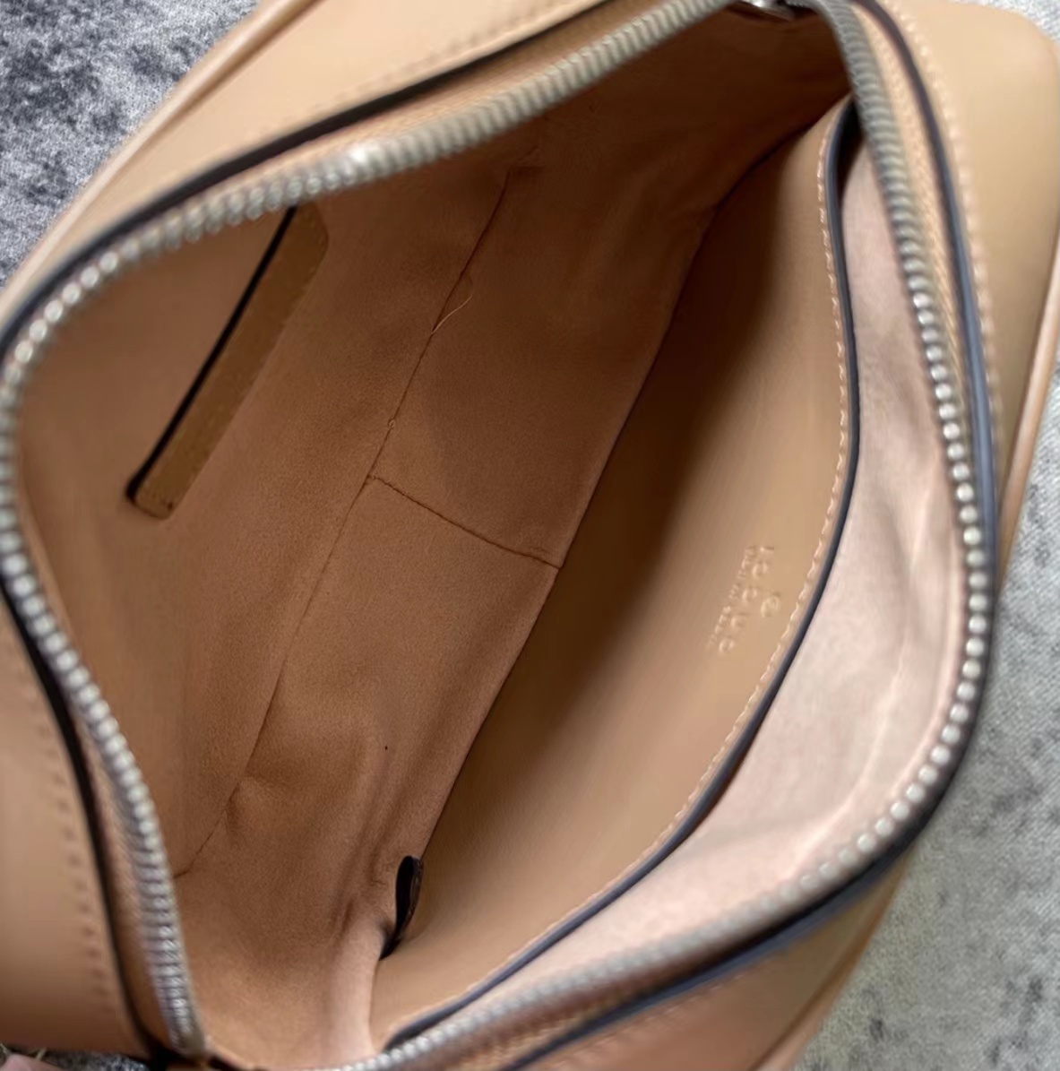 Handbag Gucci 634936 size 18X12X6 cm - vstockx