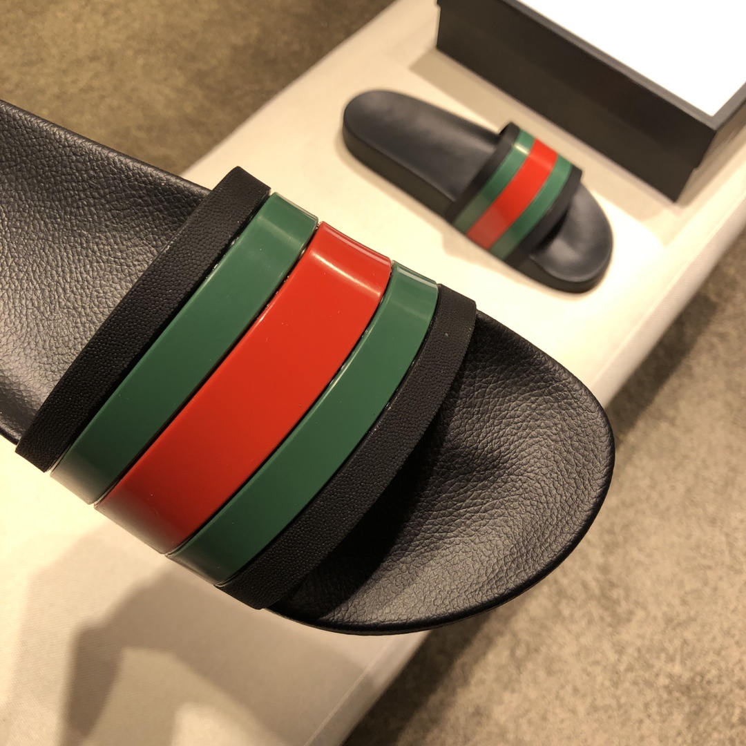 Gucci Slippers 34 - vstockx