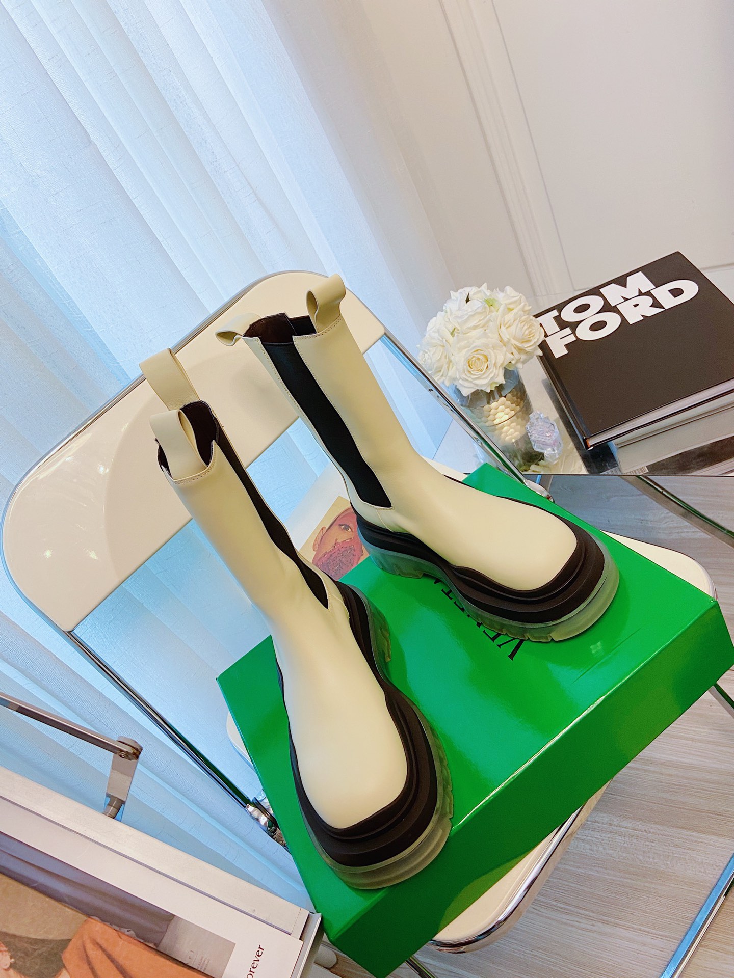 Bottega Veneta Boots 32 - vstockx