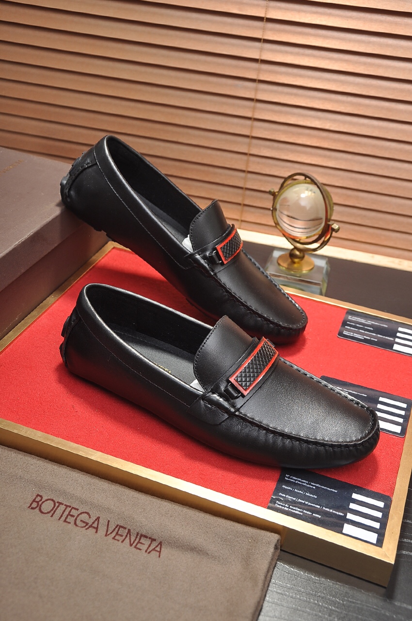 Bottega Veneta Intrecciato Leather Loafers 11 - vstockx