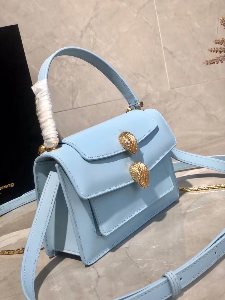 Handbags Bvlgari 288739 size:18.5*13*6.5 cm - vstockx