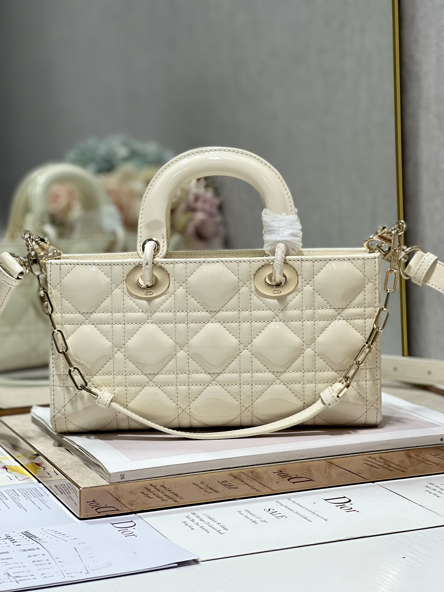 Handbag Dior 0540 size 26*6*14 cm - vstockx