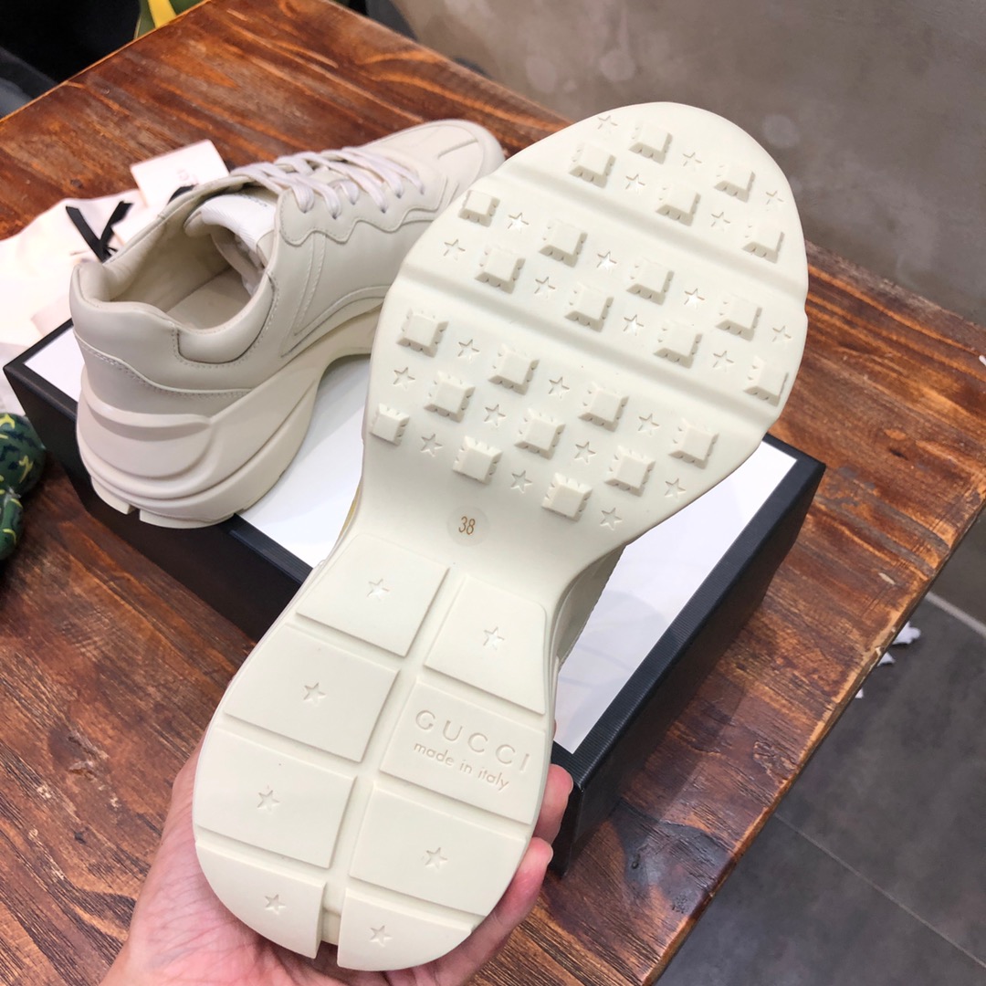 Gucci Rhyton sneaker 44 - vstockx