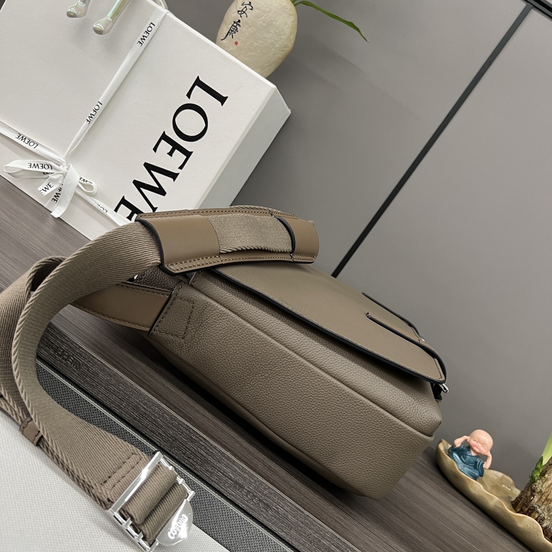 Handbags LOEWE 11360 size:33X25X10 cm - vstockx