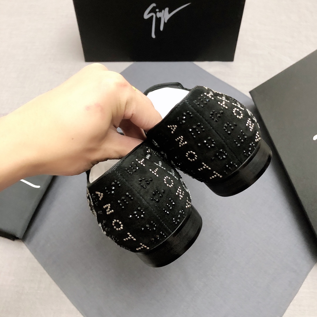 Giuseppe Zanotti Slip-on 2 - vstockx