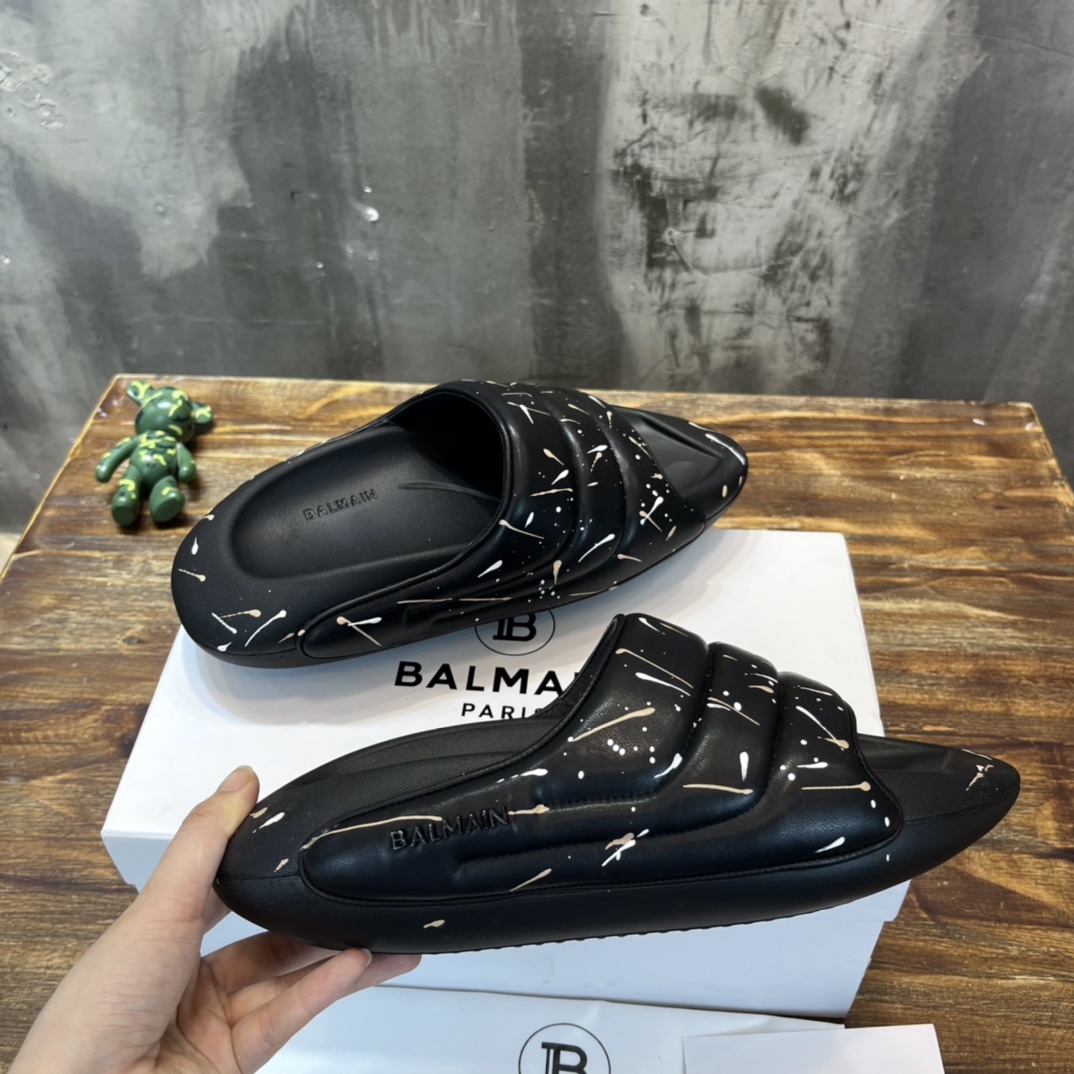 Balmain Quilted leather B-IT mules 1 - vstockx