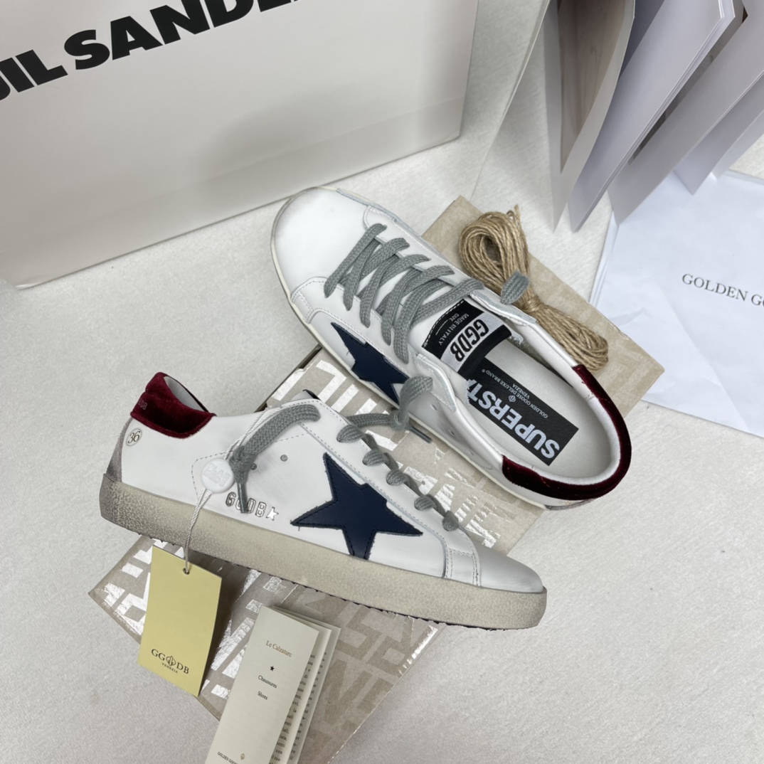 Golden Goose Superstar distressed-finish sneakers 32 - vstockx