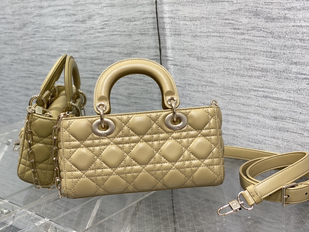 Handbag Dior size 22.5*6*11.5 cm - vstockx