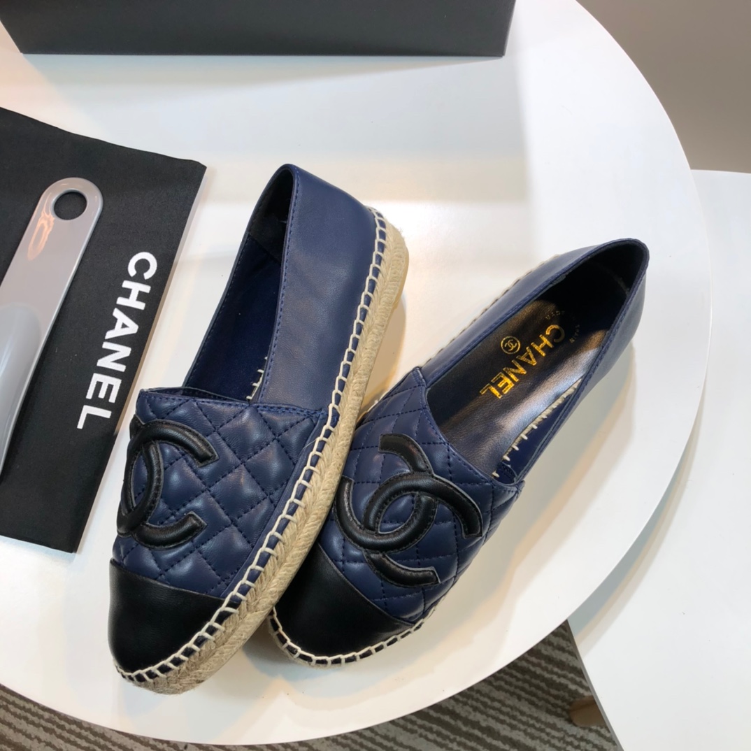 Chanel Loafers 55 - vstockx