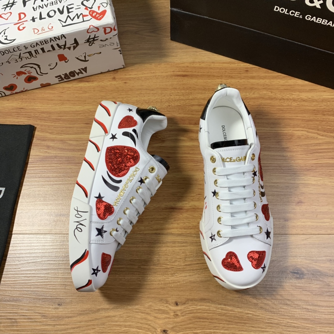 Dolce & Gabbana Low Tops Sneakers 129 - vstockx