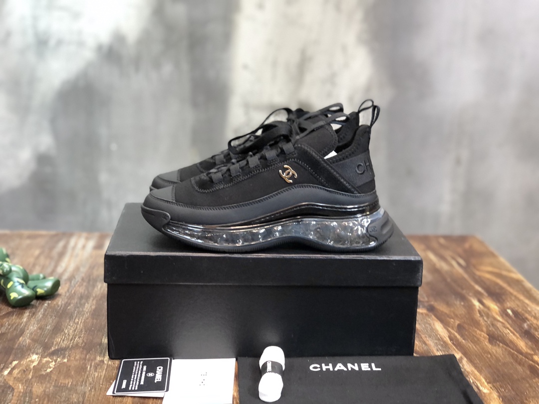 Chanel Fabric & Suede Calfskin Low Top Sneaker 14 - vstockx