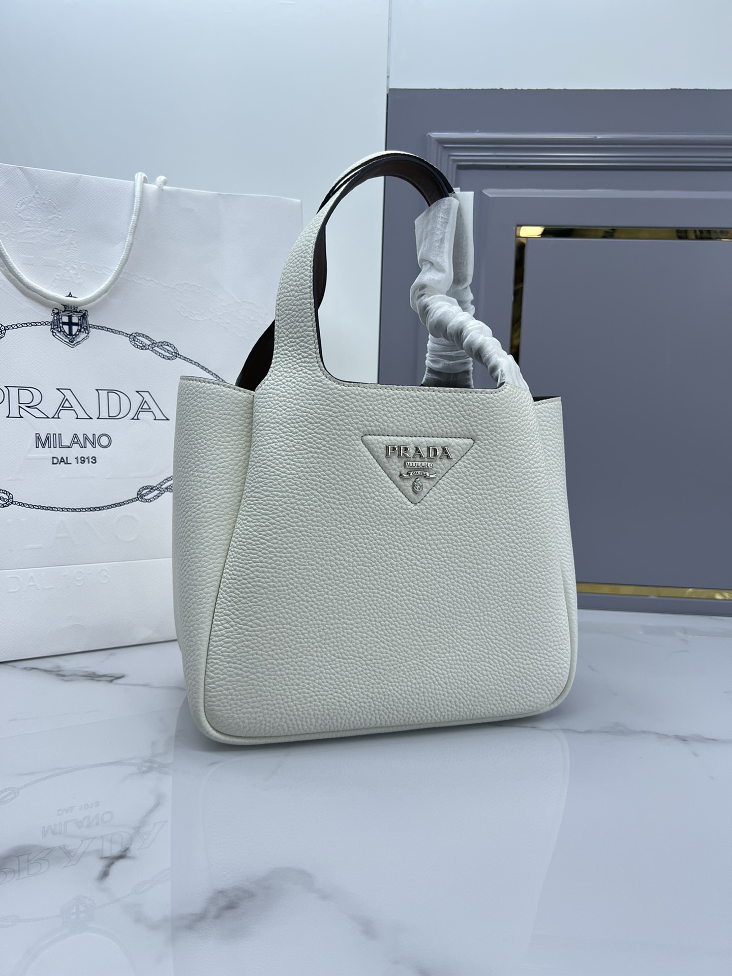 handbags prada 1BG335 size:25*21.5*14 - vstockx