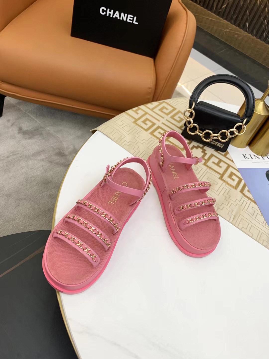 Chanel Slides 14 - vstockx