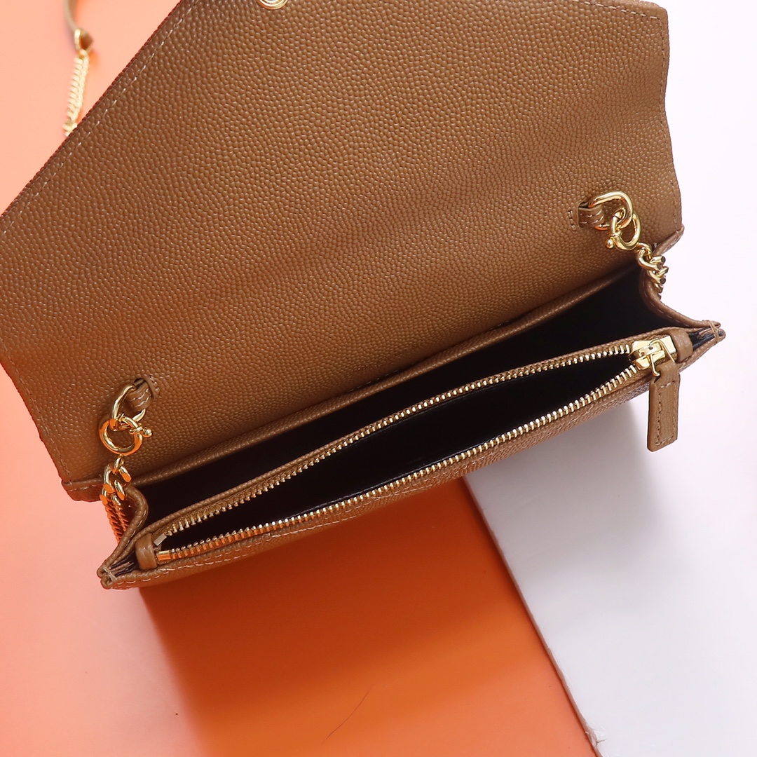 Handbags SAINT LAURENT 393953 size 19x11.5x4 cm - vstockx