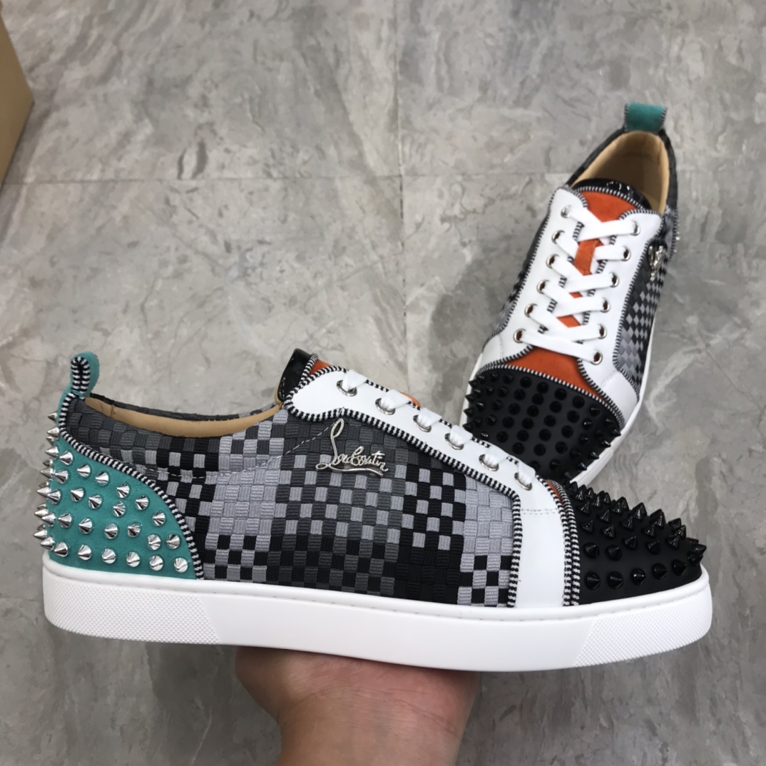 Christian Louboutin Louis Junior Spikes Orlato Flat Sneakers 56 - vstockx