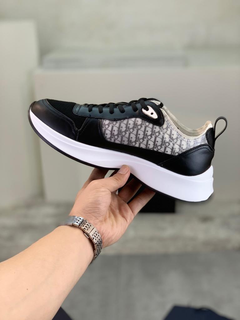 Dior B25 Runner Black Grey Oblique Leather - vstockx