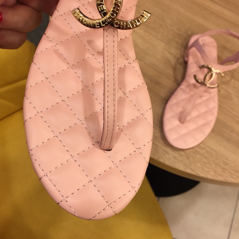 Chanel Slides 55 - vstockx