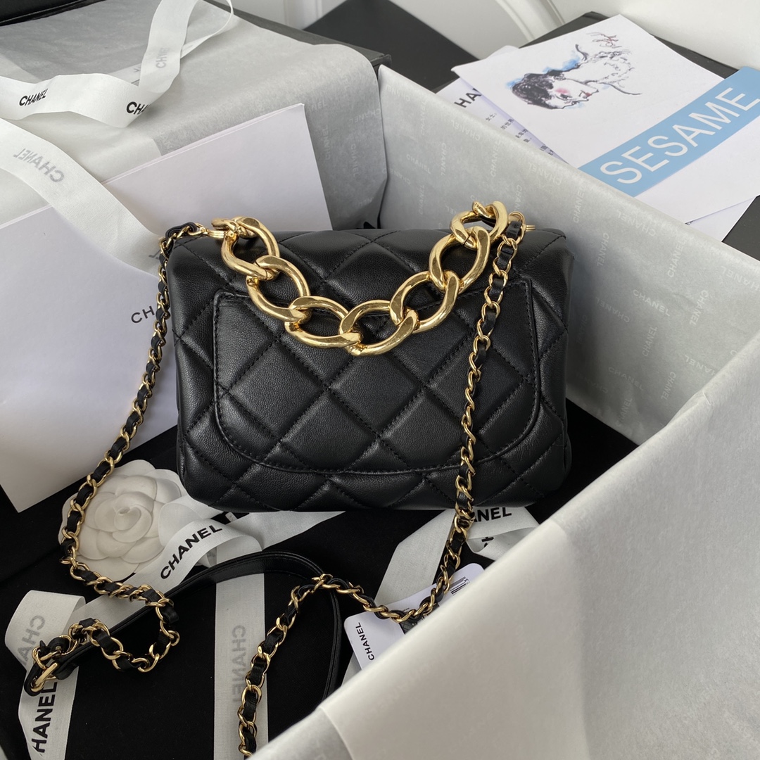 Handbag Chanel AS3366 size 20X9X13.5 Cm - vstockx